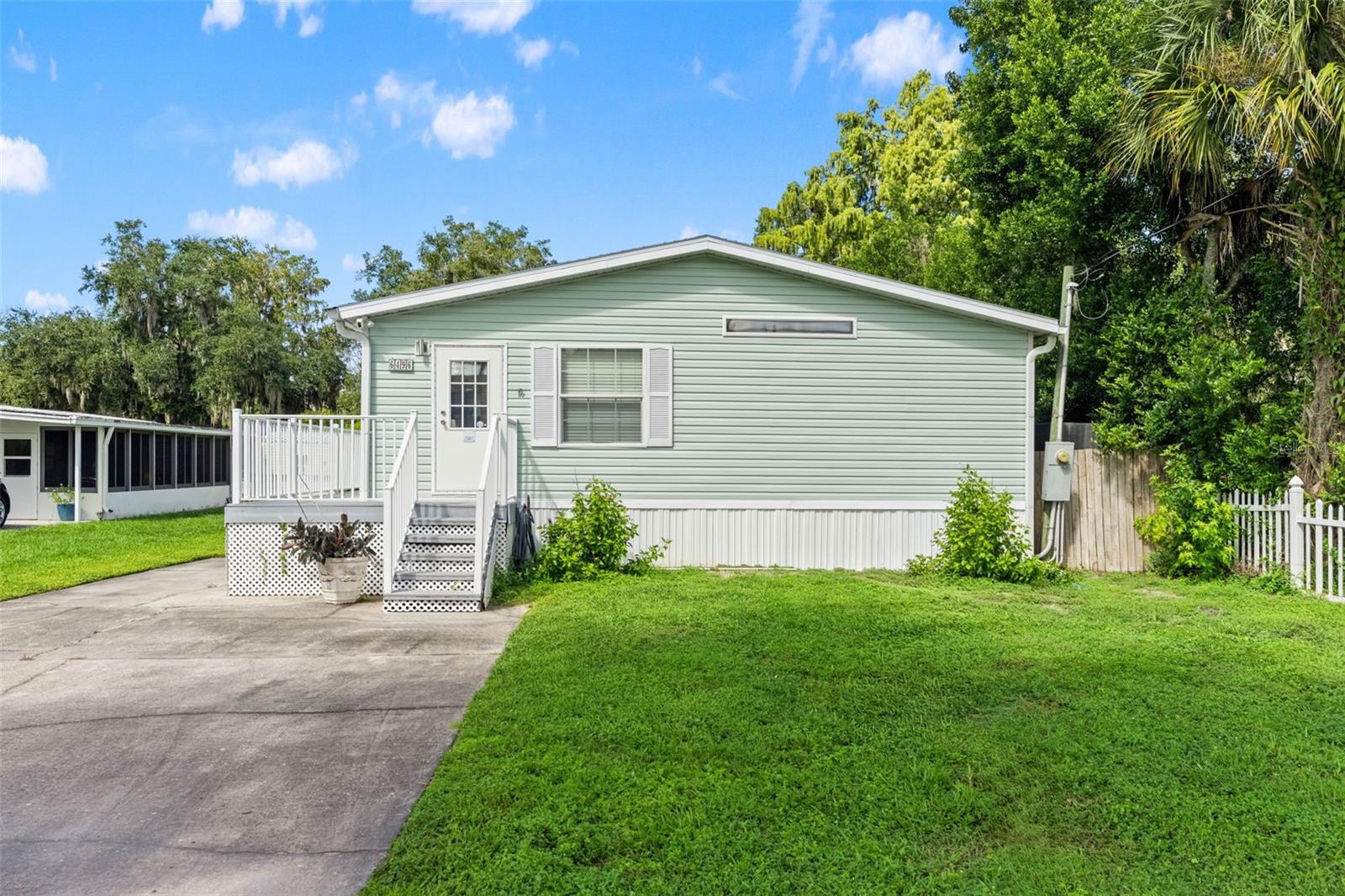 6496 W Richard Dr, Weeki Wachee, FL 34607 photo