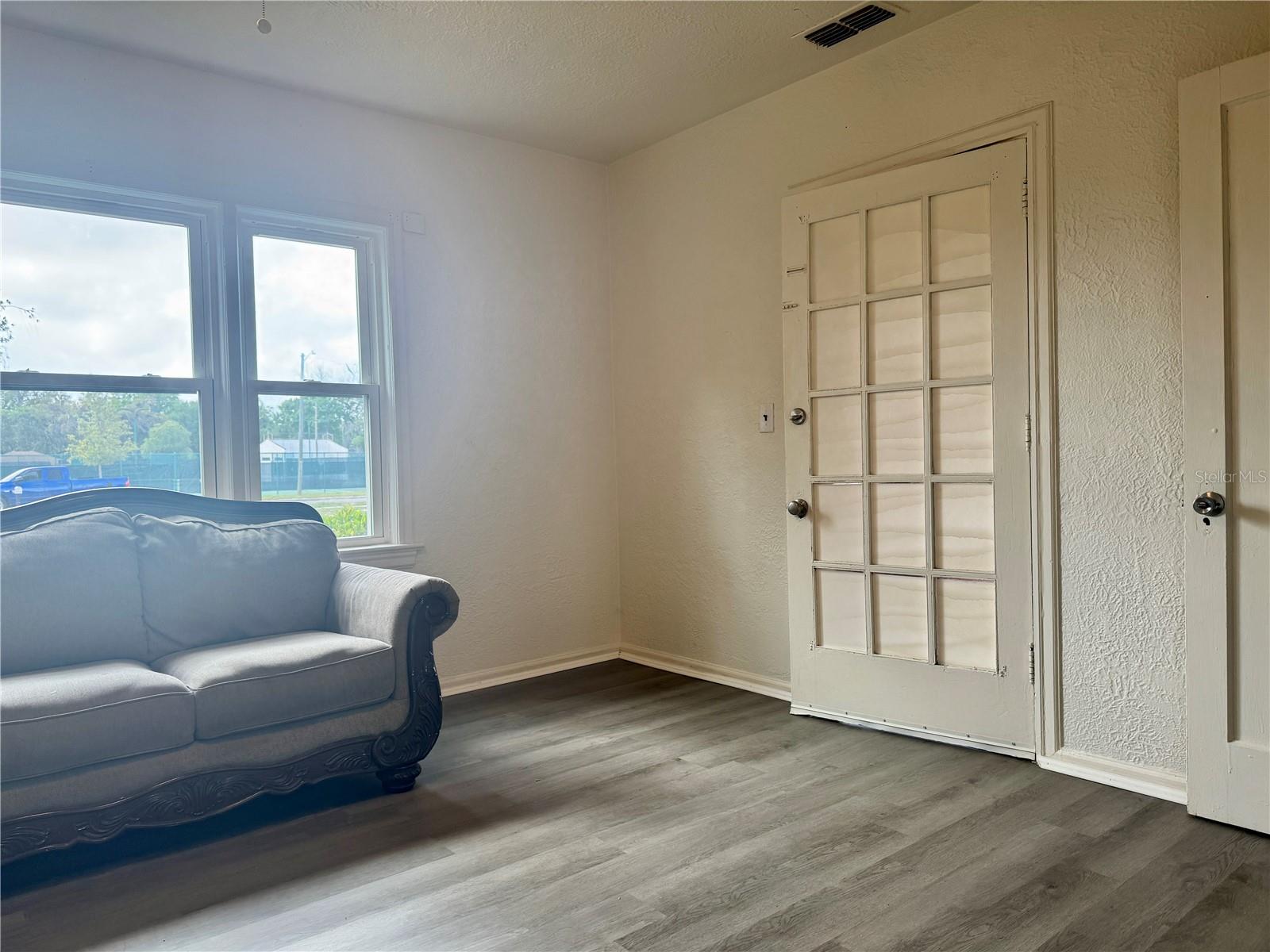 425 E Sessoms Ave, Lake Wales, FL 33853 photo