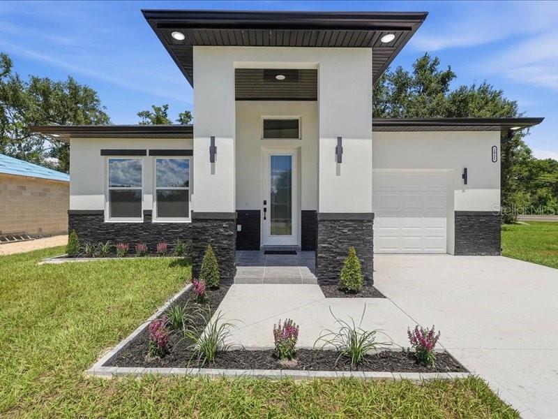 2011 Recker Hwy, Winter Haven, FL 33880