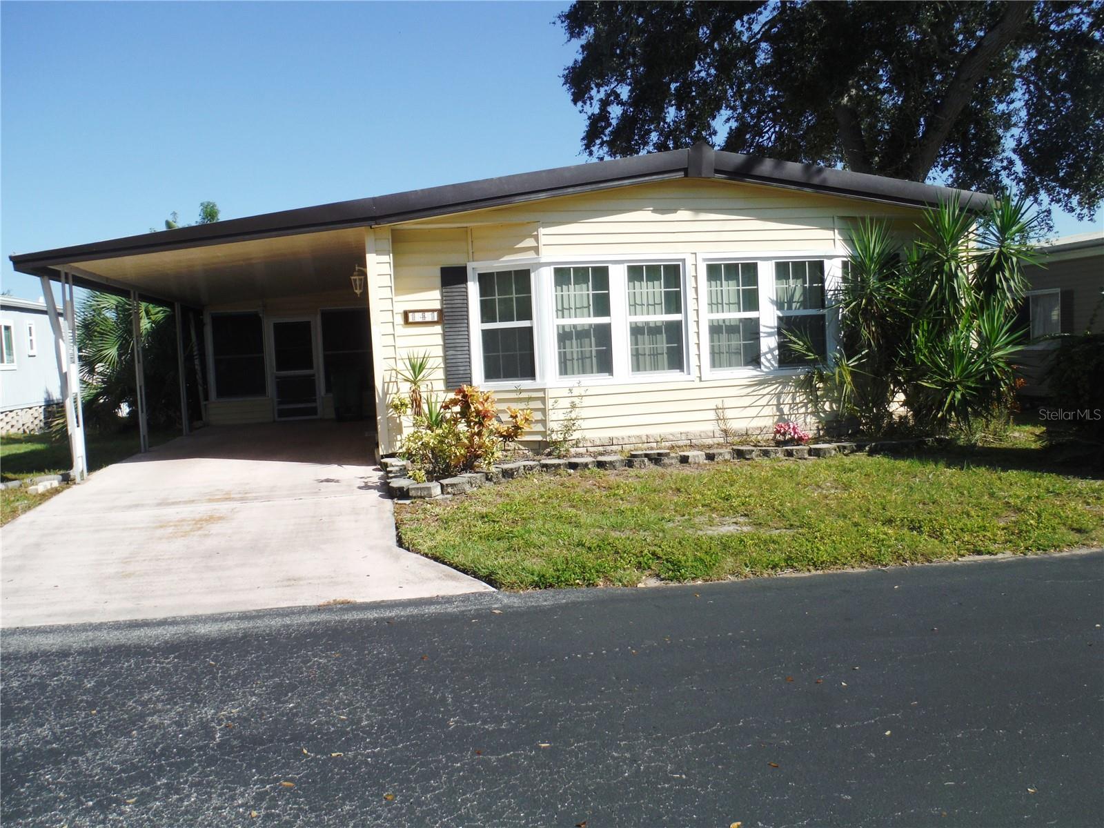 141 Forest Ln, Safety Harbor, FL 34695