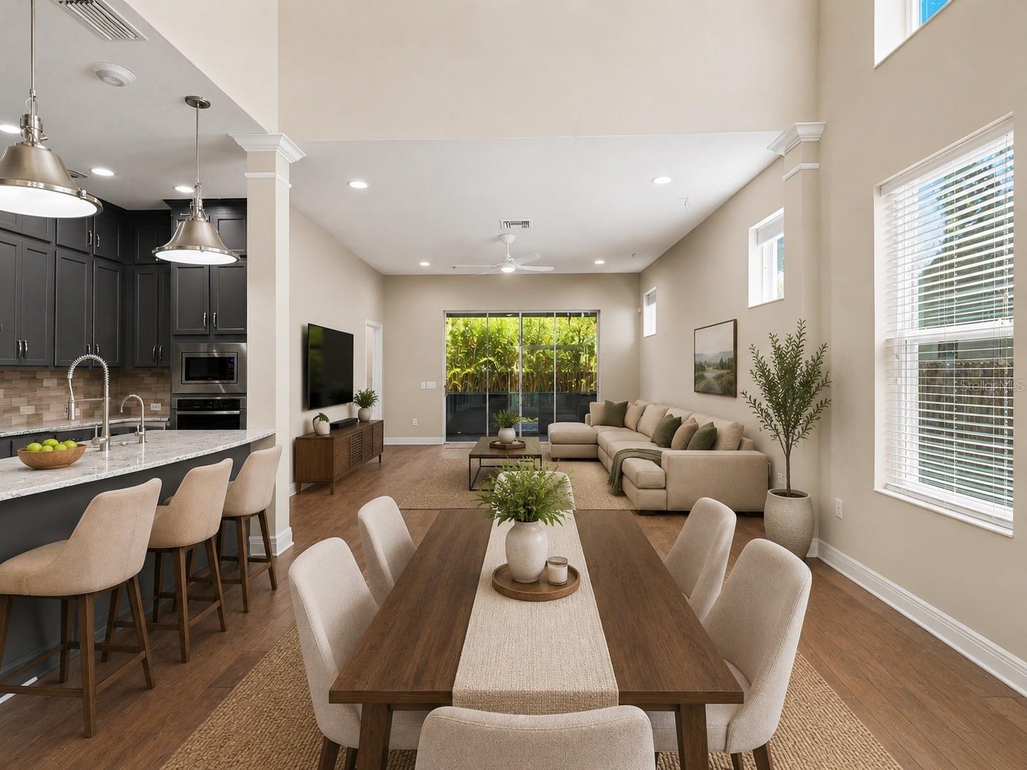 2424 Wood St, Sarasota, FL 34237 photo
