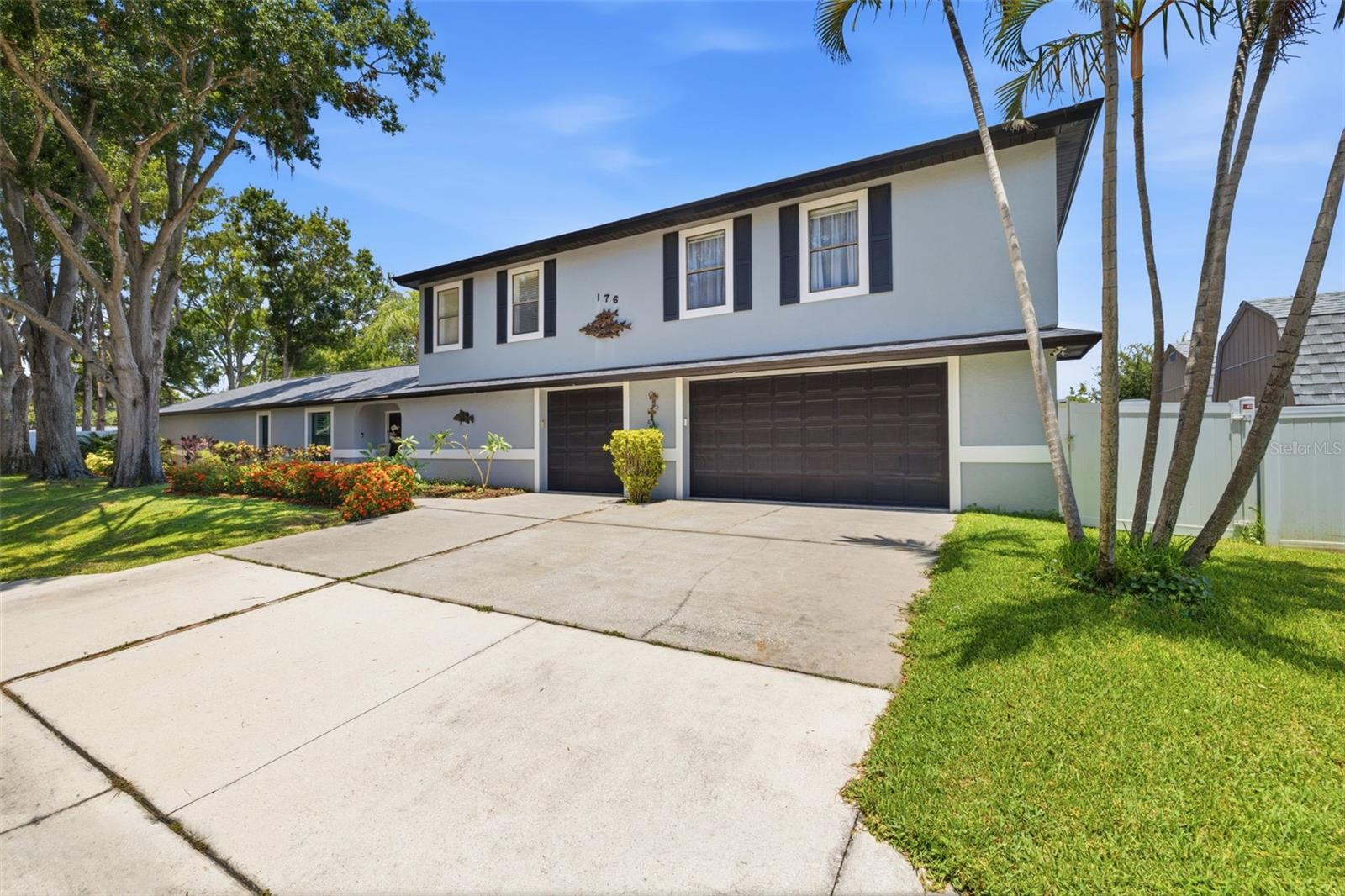 176 Maple Ave, Palm Harbor, FL 34684 photo