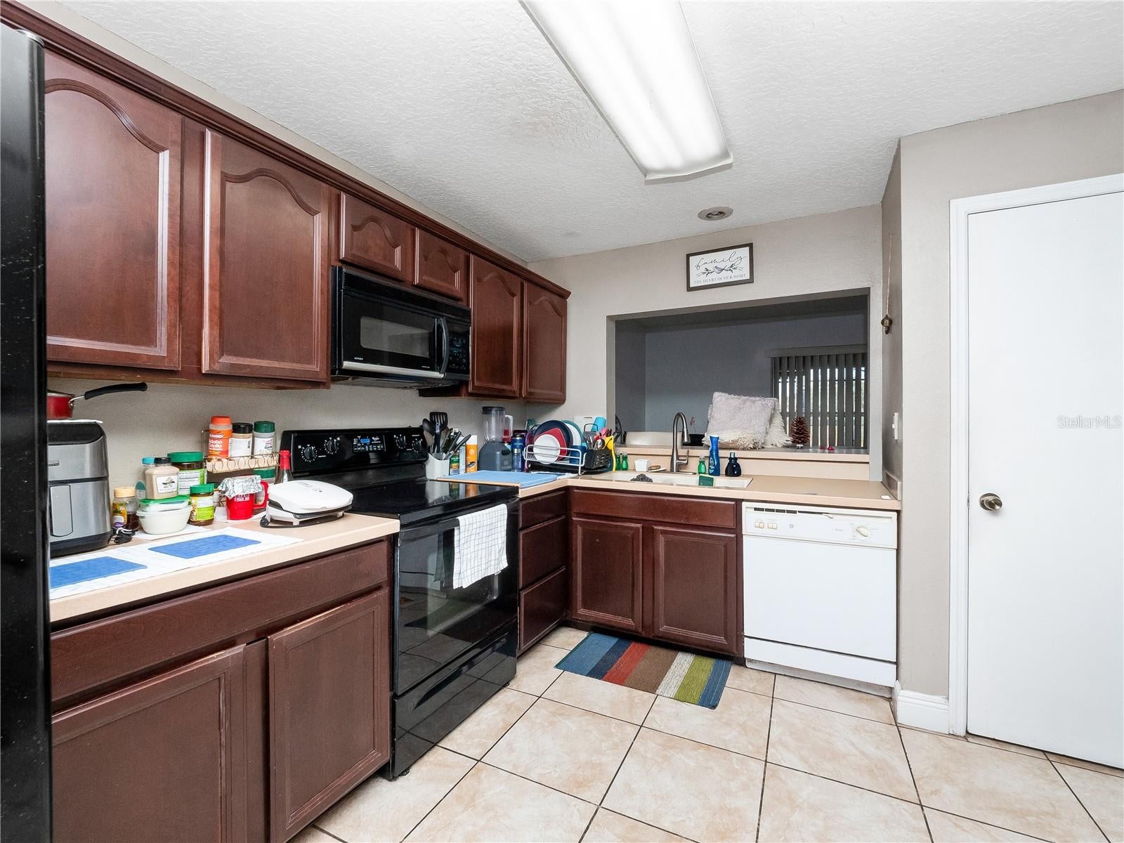 2329 Water View Loop, Kissimmee, FL 34743 photo