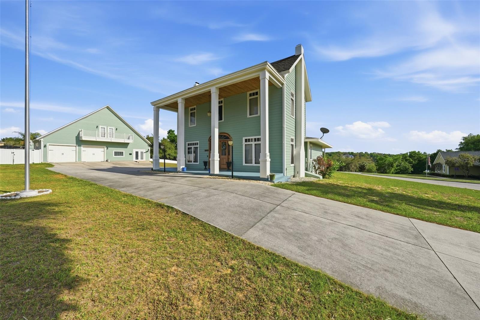 835 Butch Cassidy Ln, Eustis, FL 32726 photo
