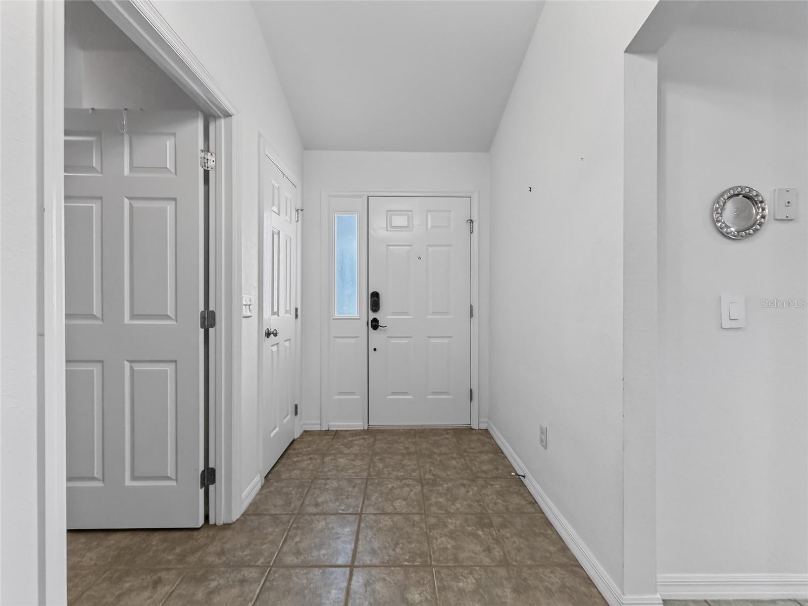 370 Carriage Ln, Lady Lake, FL 32159 photo