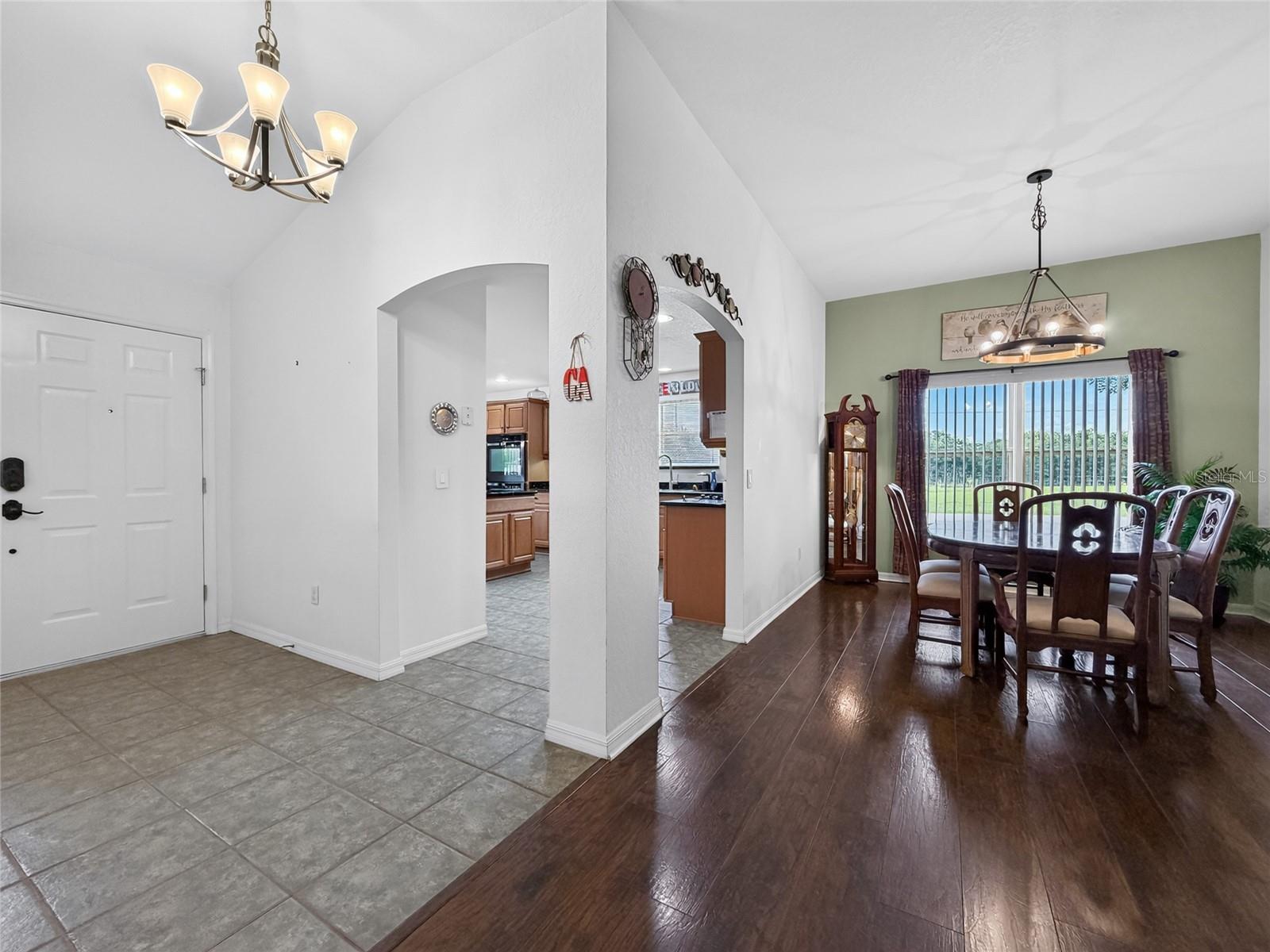 370 Carriage Ln, Lady Lake, FL 32159 photo