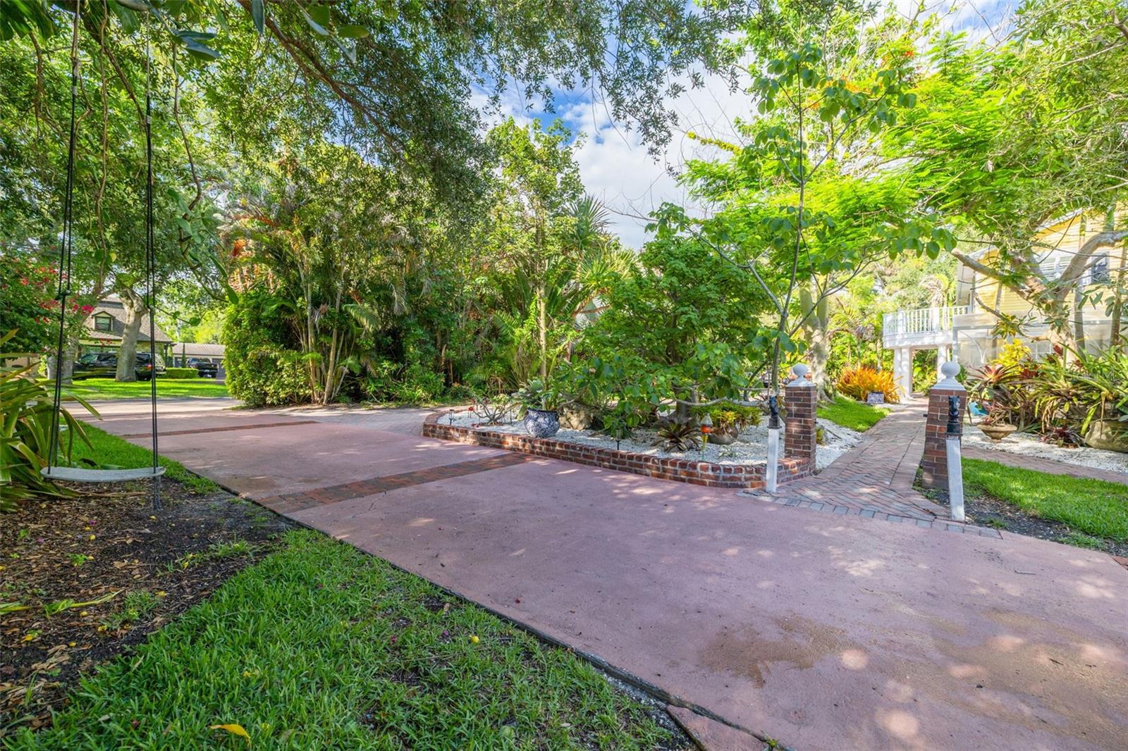1821 Oak Creek Dr, Dunedin, FL 34698 photo