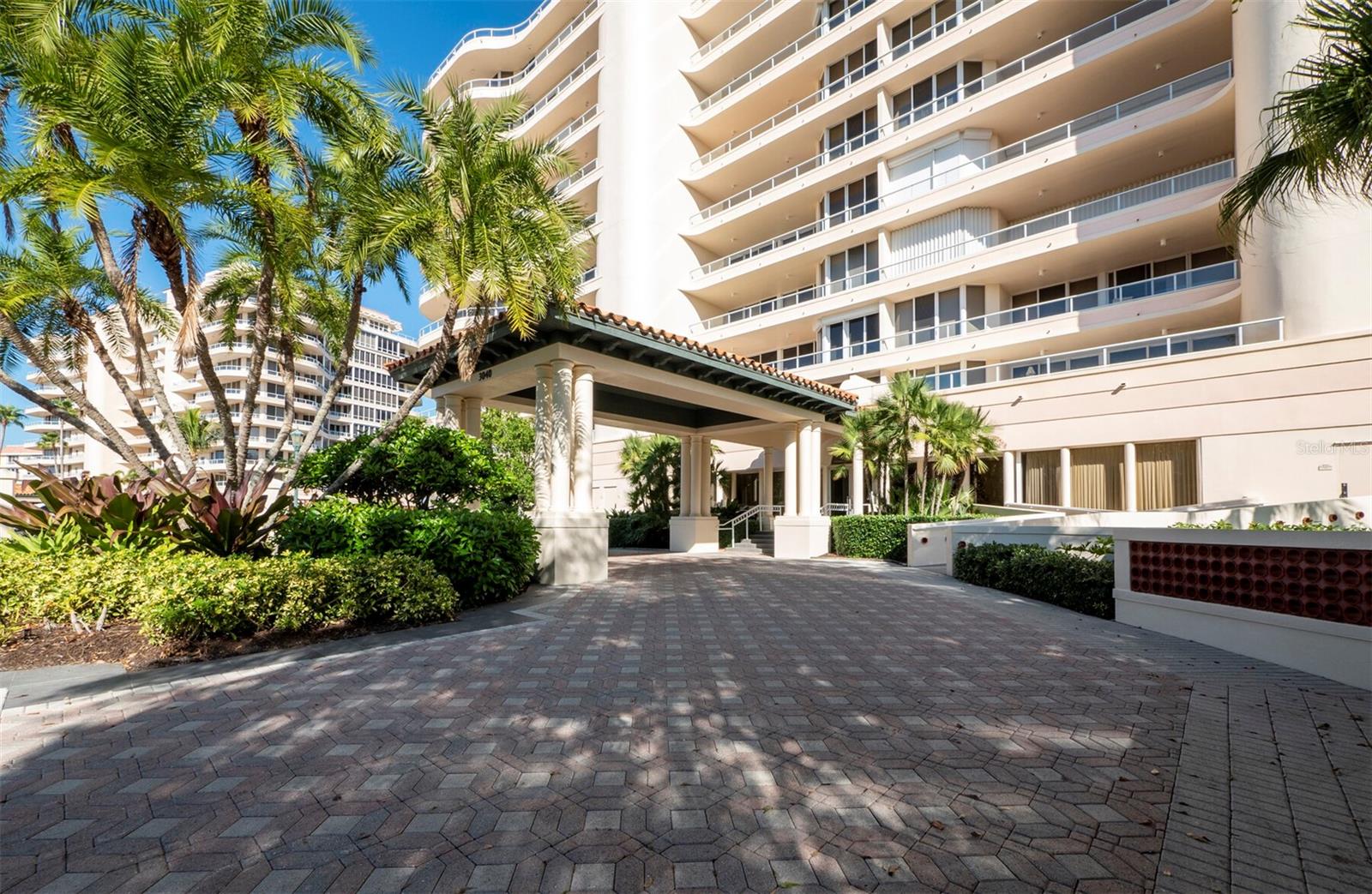 3040 Grand Bay Blvd, Longboat Key, FL 34228