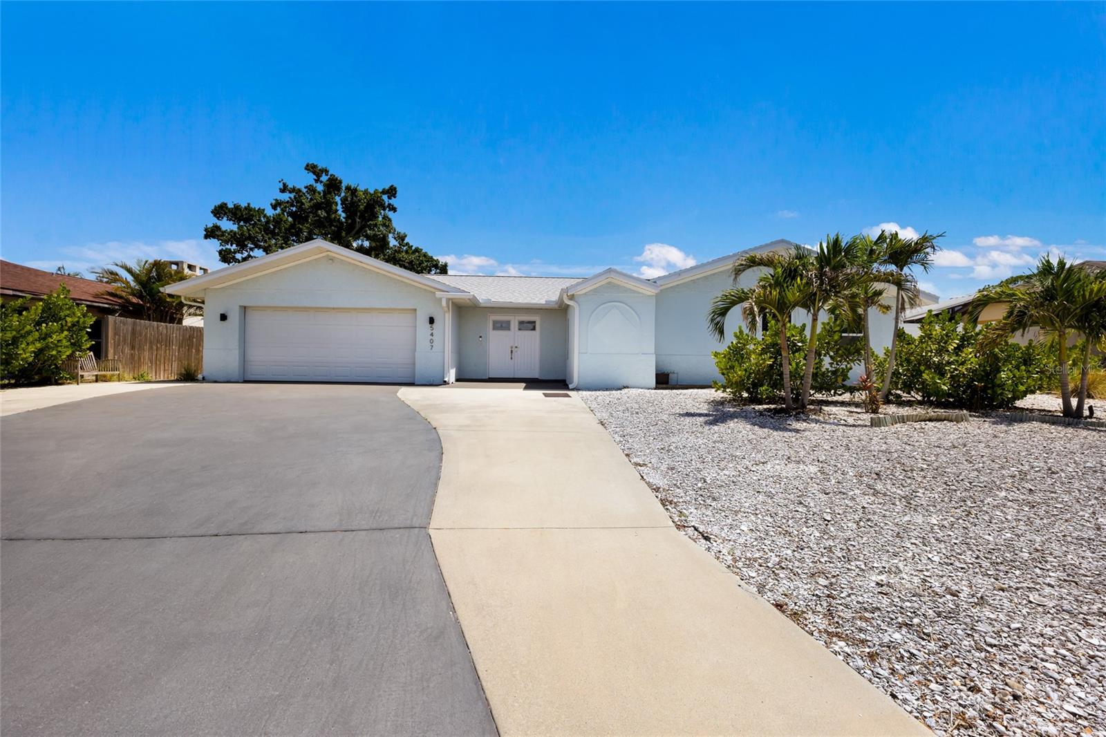 5407 2 Avenue Dr, Bradenton, FL 34209 photo