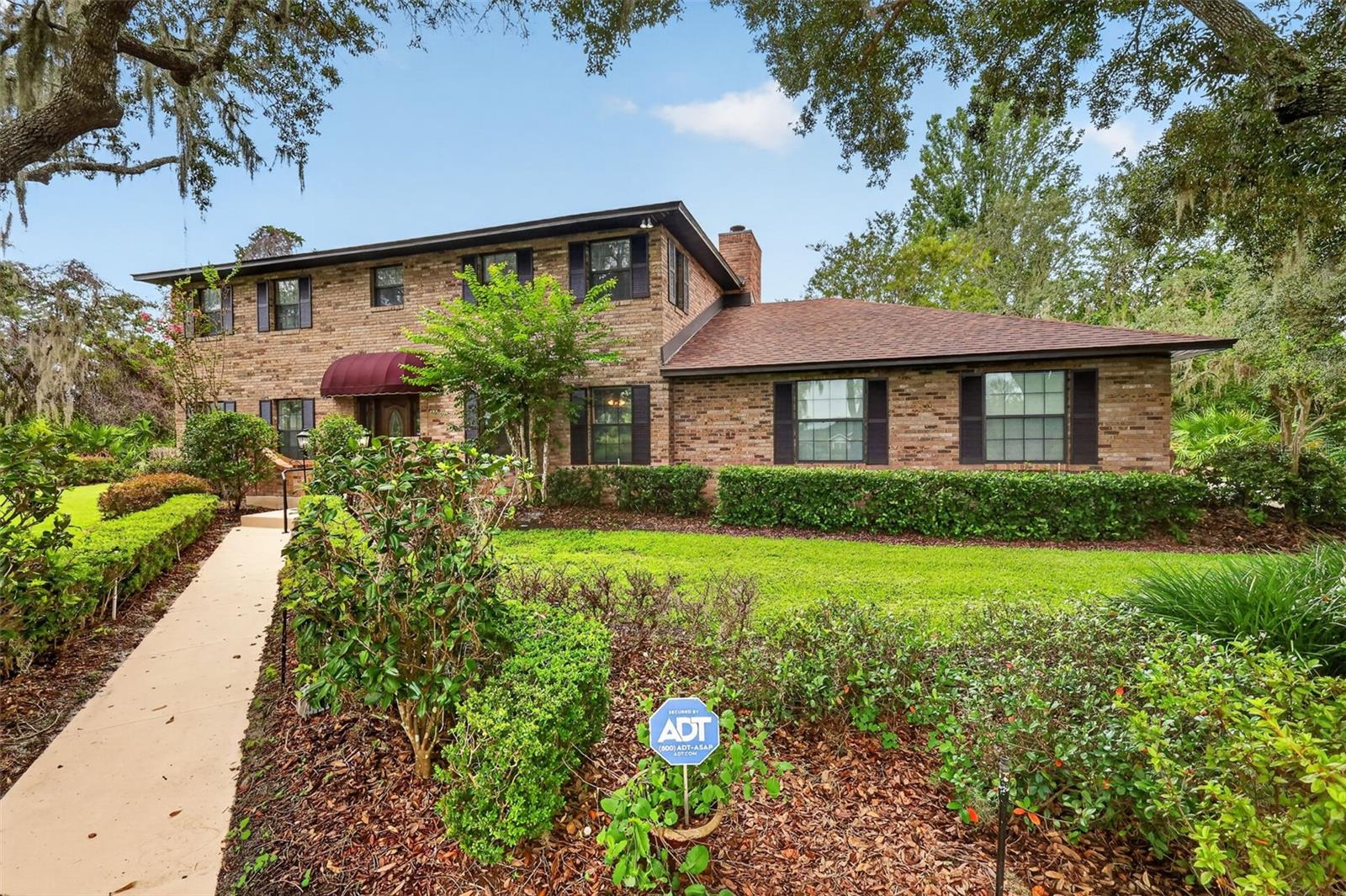 15240 Shady Ln, Tavares, FL 32778