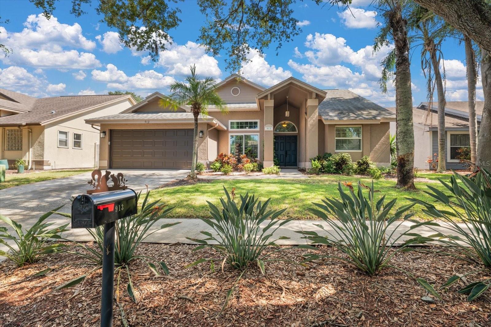 913 Westwinds Blvd, Tarpon Springs, FL 34689
