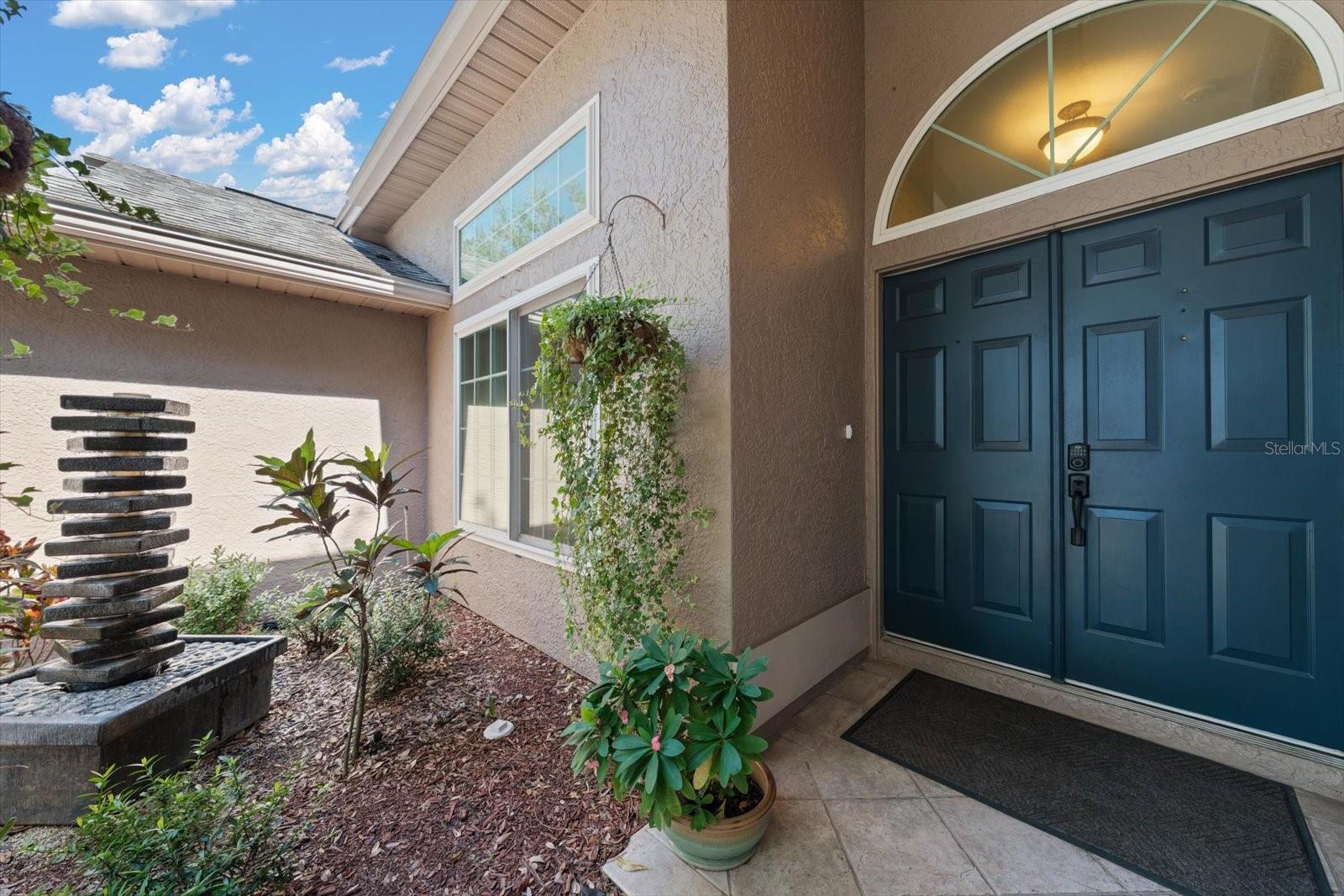 913 Westwinds Blvd, Tarpon Springs, FL 34689 photo