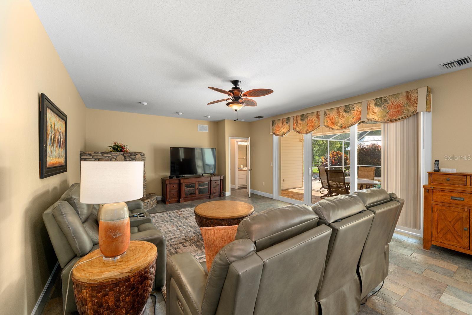 6915 215 St, Bradenton, FL 34211 photo