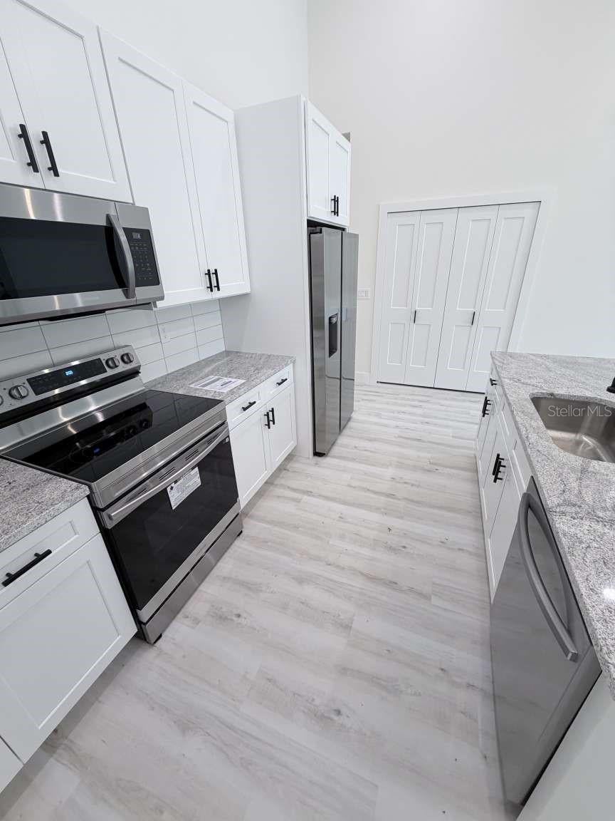 10412 Port Everglades St, Port Charlotte, FL 33981 photo