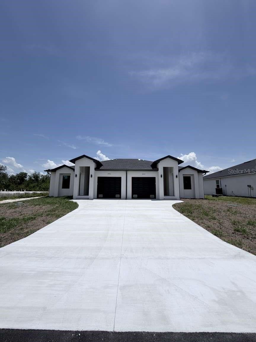 10412 Port Everglades St, Port Charlotte, FL 33981 photo