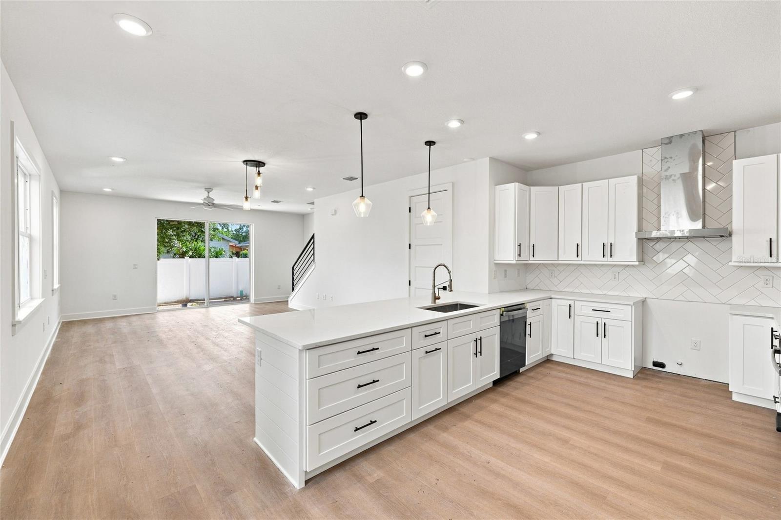 2508 W Gray St #2, Tampa, FL 33609 photo