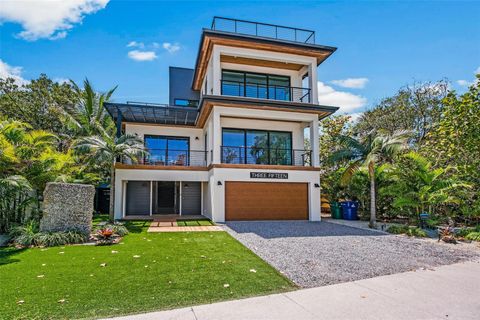 Single Family Residence in ANNA MARIA FL 315 N BAY BOULEVARD.jpg