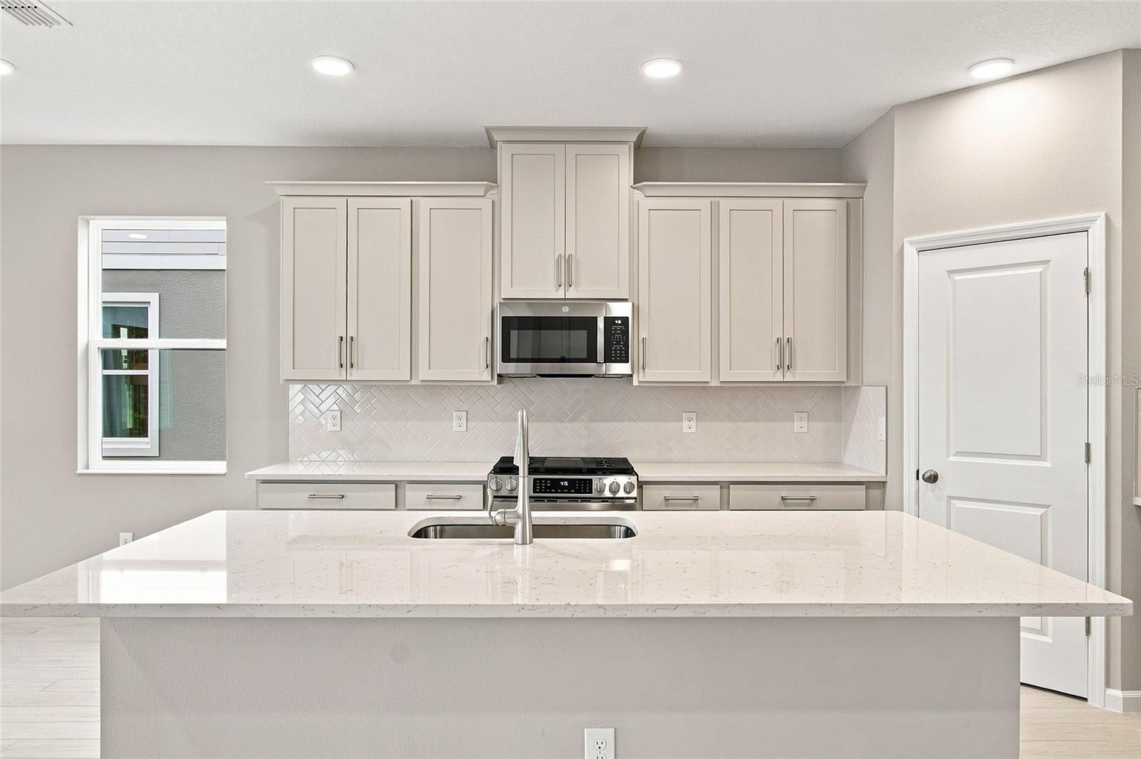 1347 Lumpini St, Saint Cloud, FL 34771 photo