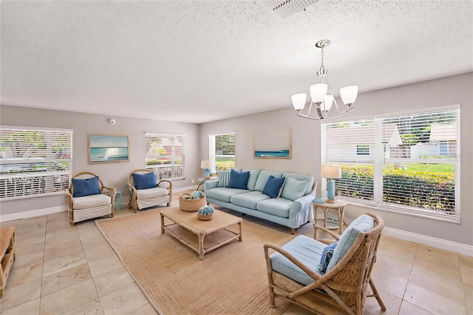 9160 136 Way, Seminole, FL 33776 photo