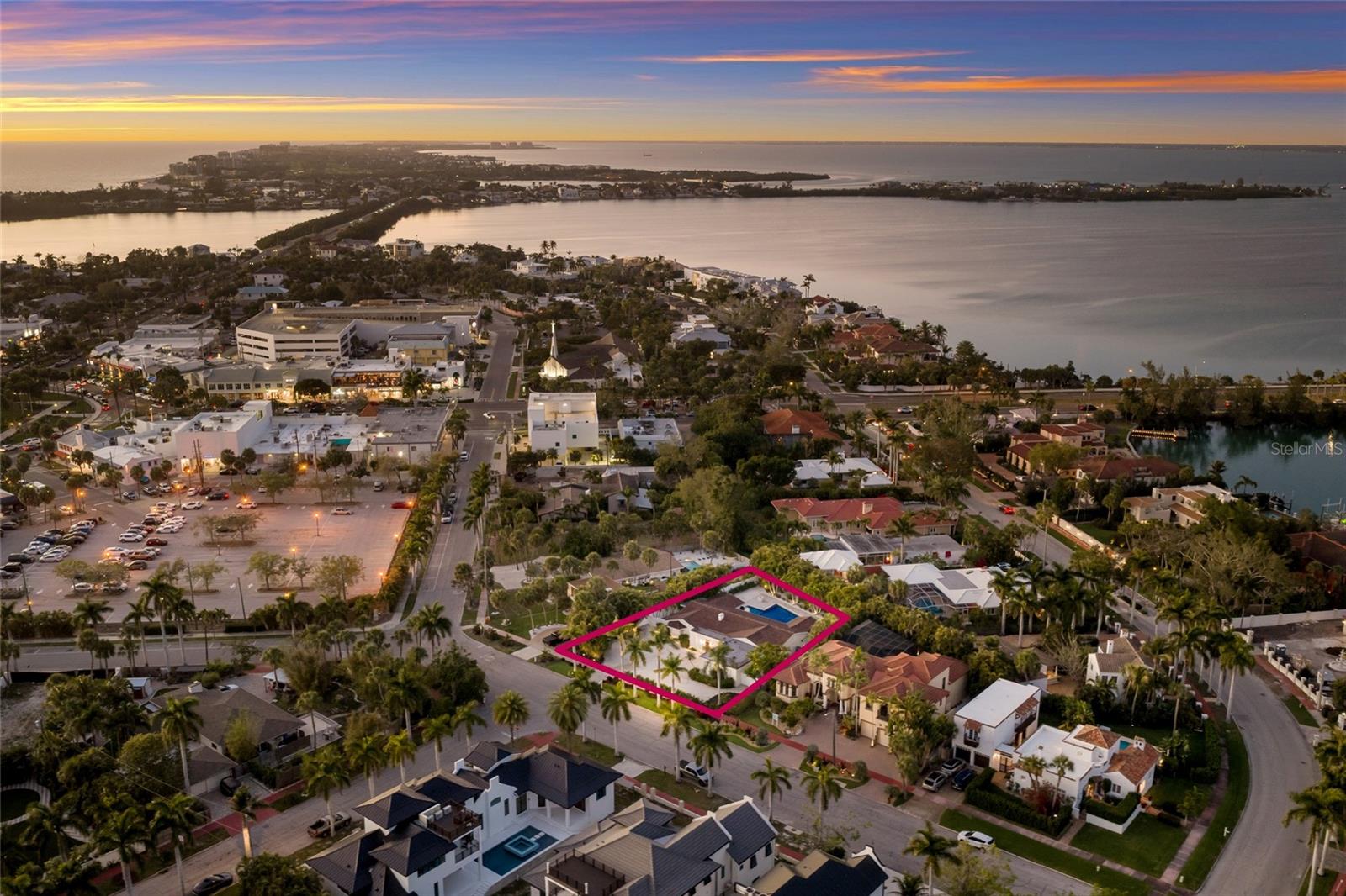 103 Fillmore Dr, Sarasota, FL 34236 photo