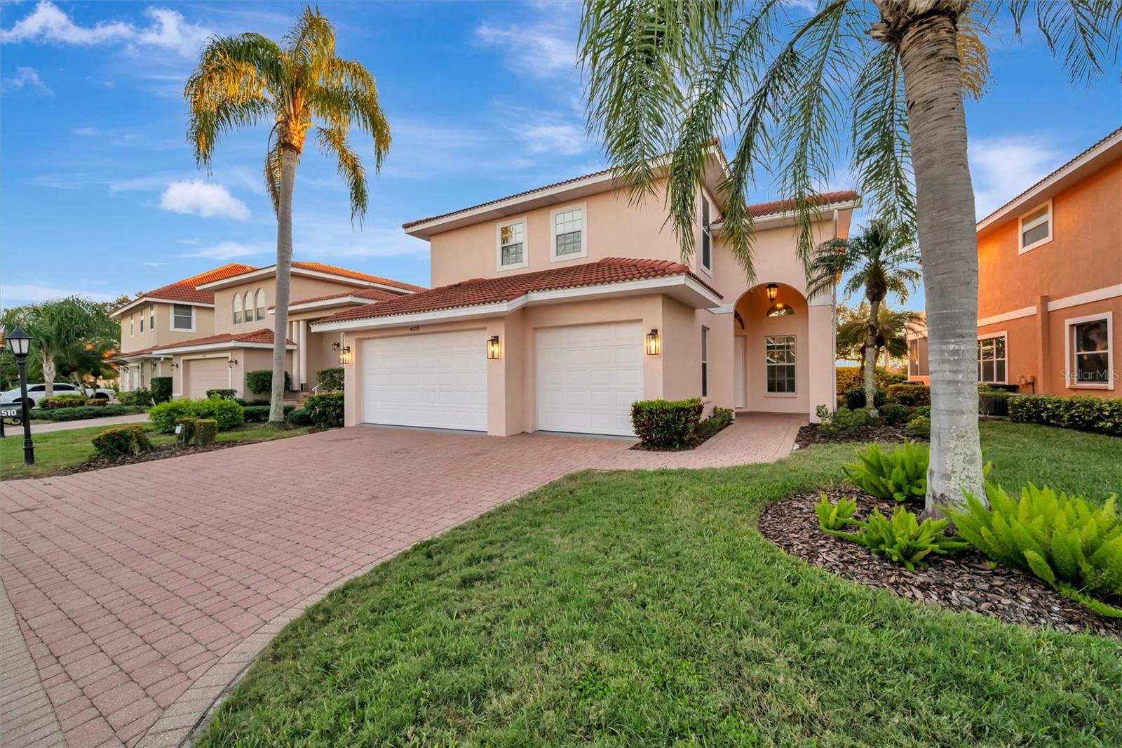 4510 Murcia Blvd #16, Sarasota, FL 34238 photo