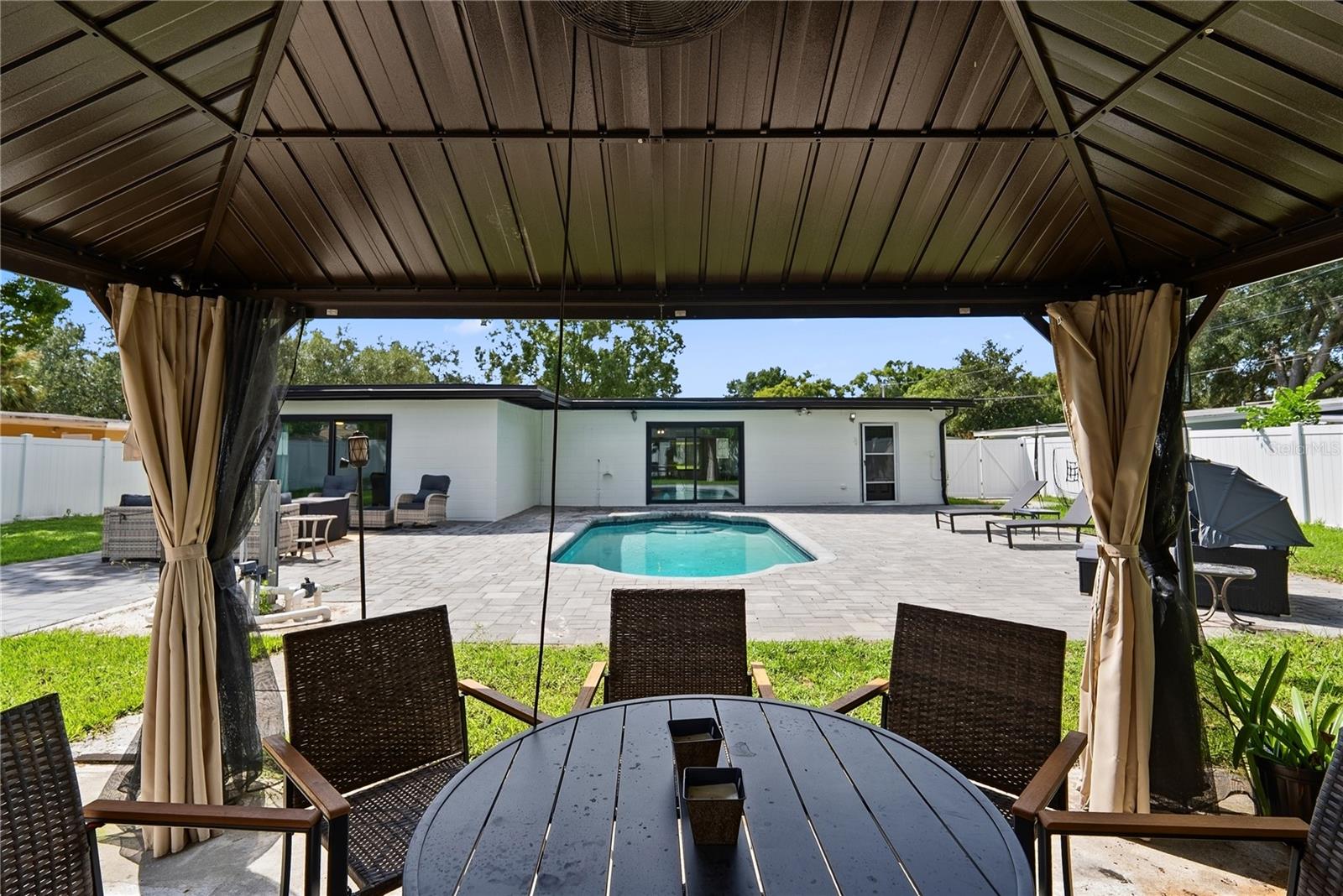1307 Baltimore Dr, Orlando, FL 32810 photo