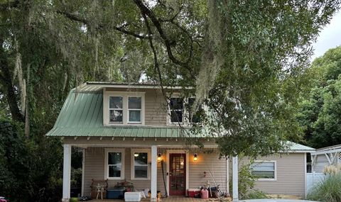 Single Family Residence in KEYSTONE HEIGHTS FL 325 SW GARDEN STREET.jpg