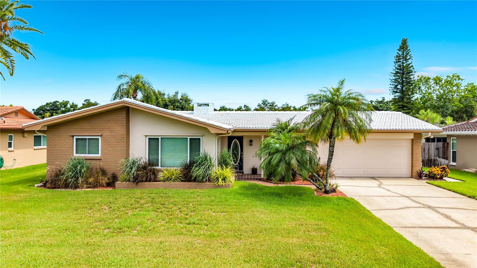 2178 Waterside Dr, Clearwater, FL 33764