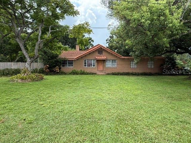 3011 Wiggins Rd, Plant City, FL 33566