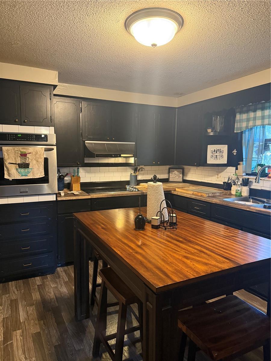 3011 S Wiggins Rd, Plant City, FL 33566 photo
