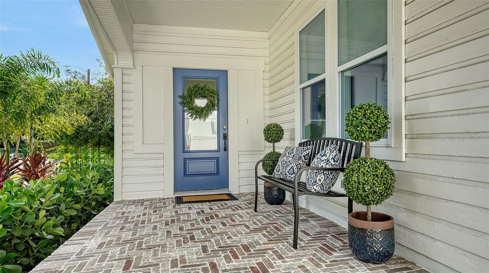 2546 Loma Linda St, Sarasota, FL 34239 photo