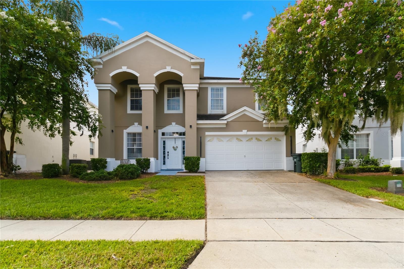 8006 King Palm Cir, Kissimmee, FL 34747 photo