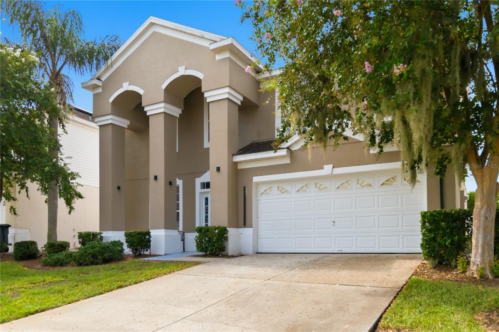 8006 King Palm Cir, Kissimmee, FL 34747 photo