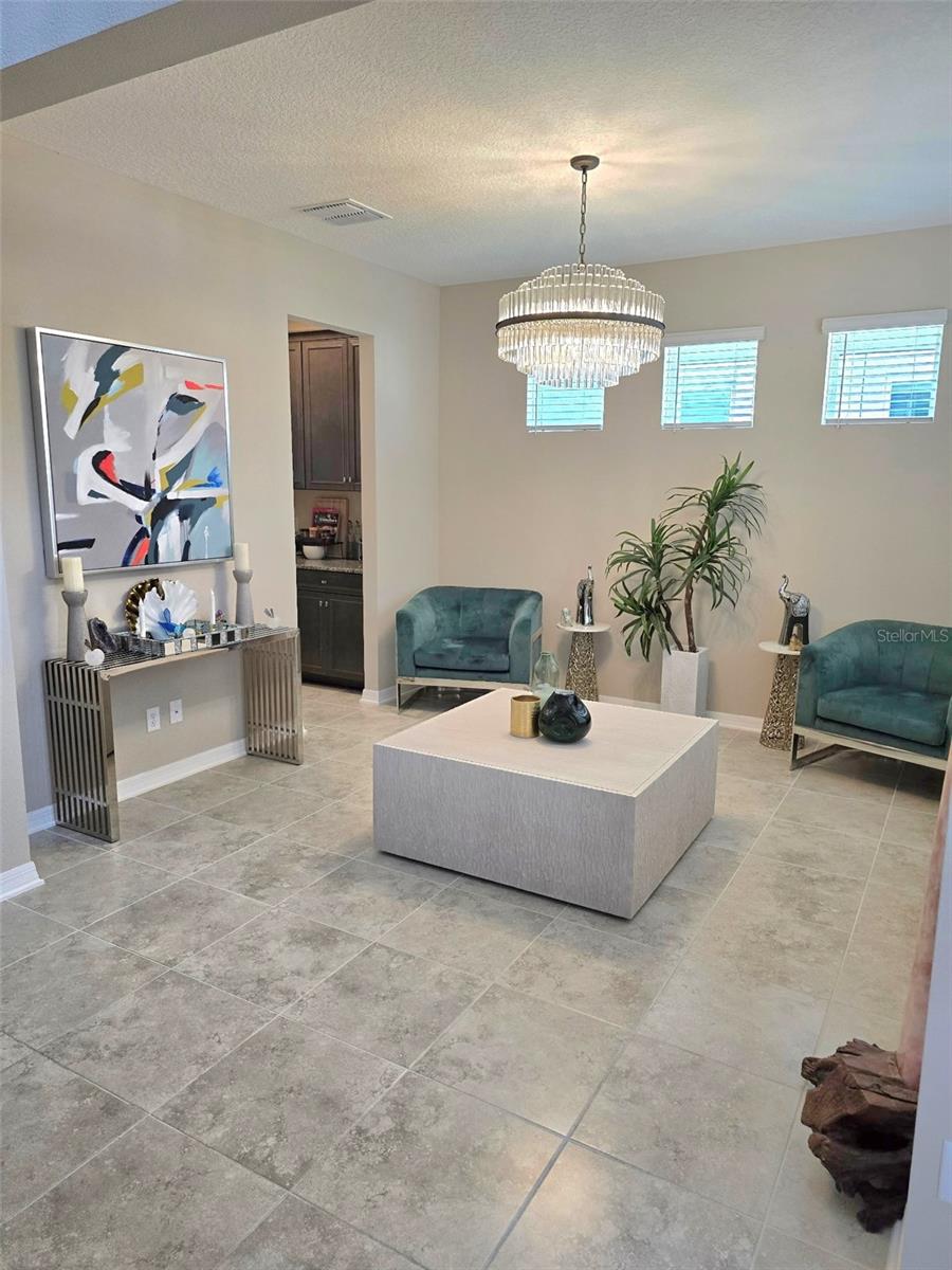 2950 Adams Cross Dr, Zephyrhills, FL 33540 photo