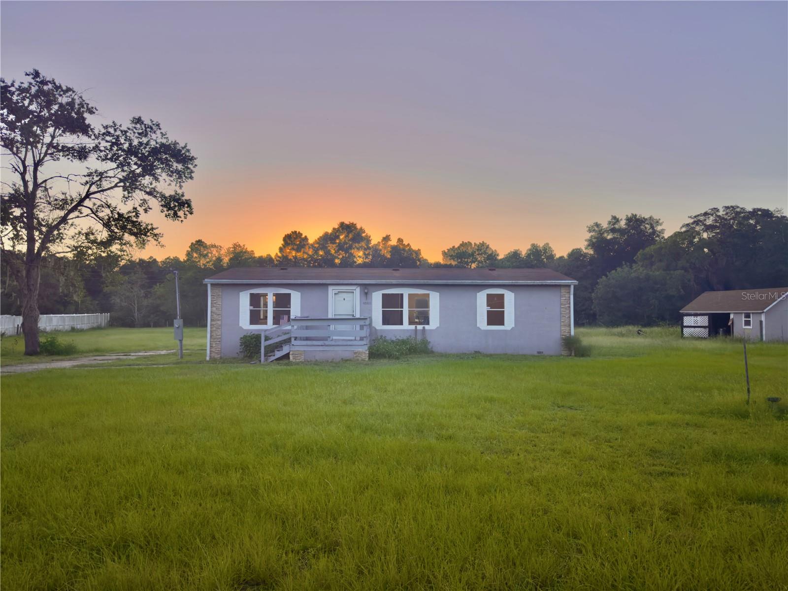 4500 194 Ave, Dunnellon, FL 34432