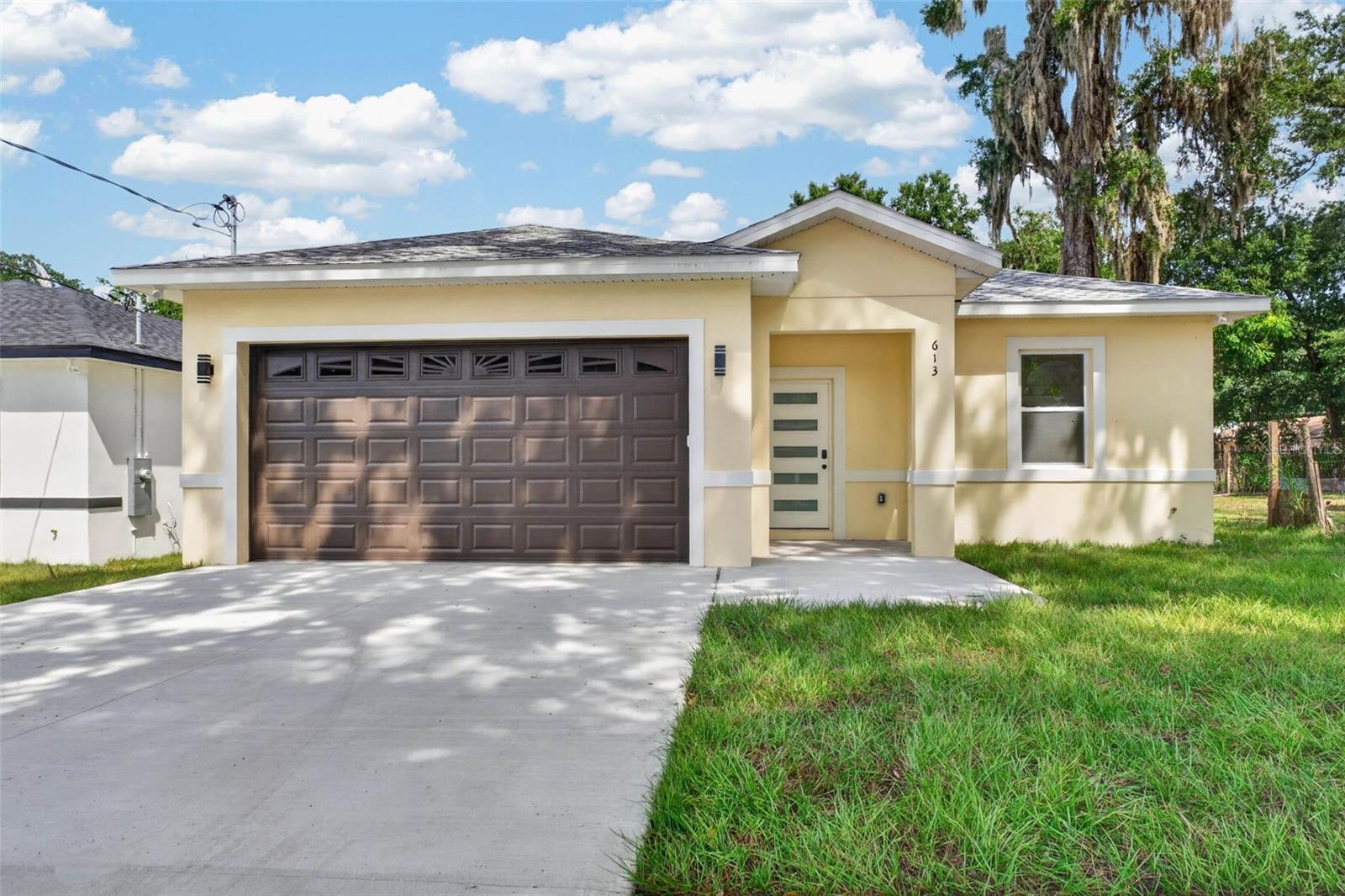 613 Valencia St, Lakeland, FL 33805