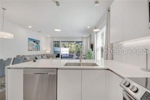 Townhouse in CLERMONT FL 17238 BLESSING DRIVE 13.jpg