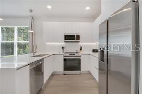 Townhouse in CLERMONT FL 17238 BLESSING DRIVE 11.jpg