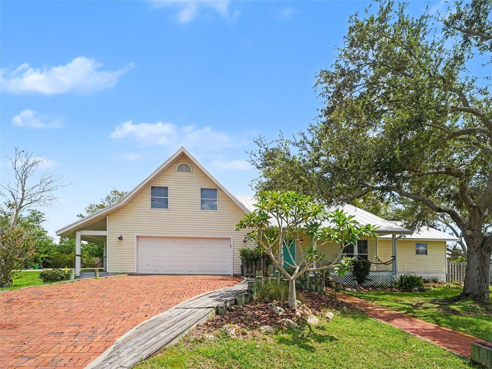 1612 20 Ave, Palmetto, FL 34221