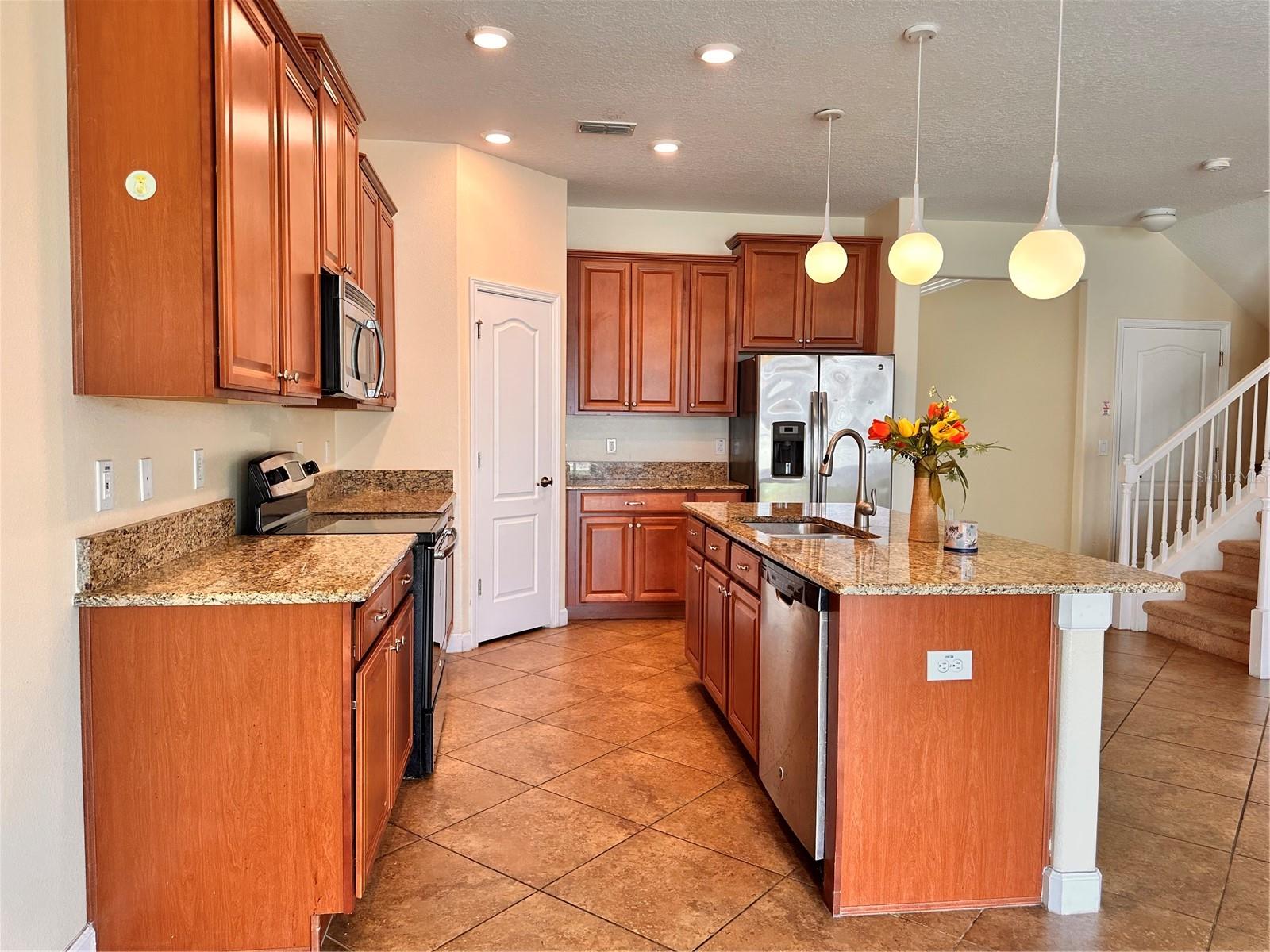 7409 Fairgrove Ave, Windermere, FL 34786 photo
