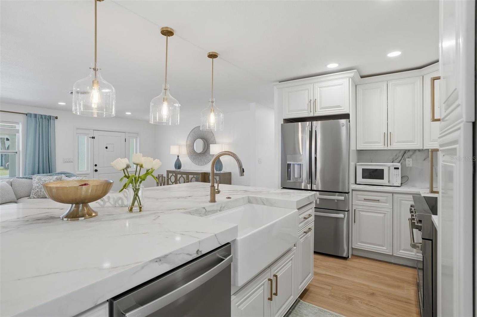 1819 Maryland Ave, Saint Petersburg, FL 33703 photo