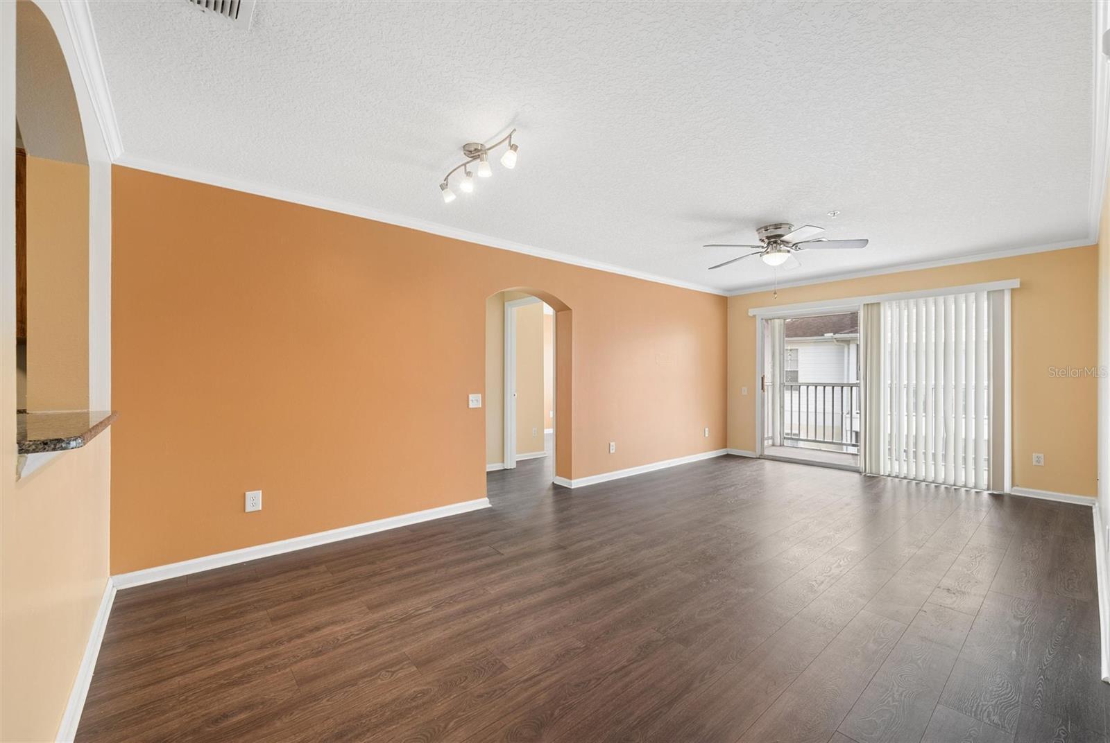 3930 Southpointe Dr #213, Orlando, FL 32822 photo