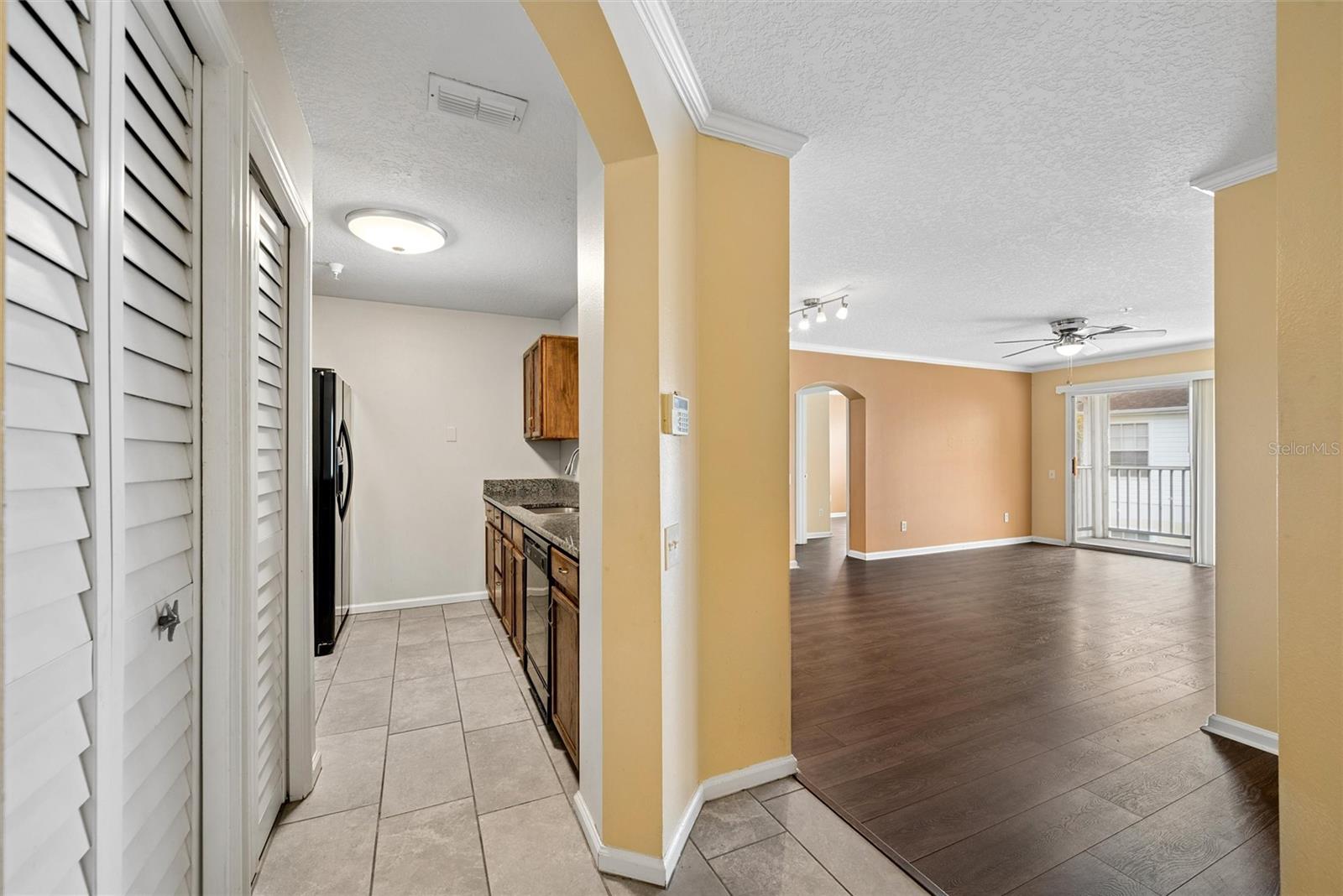 3930 Southpointe Dr #213, Orlando, FL 32822 photo