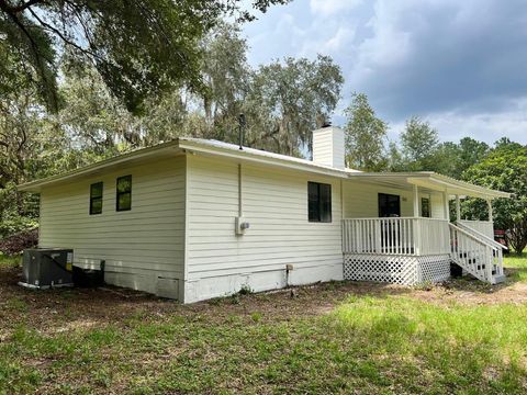 Single Family Residence in HAWTHORNE FL 10015 SE 225TH DRIVE.jpg