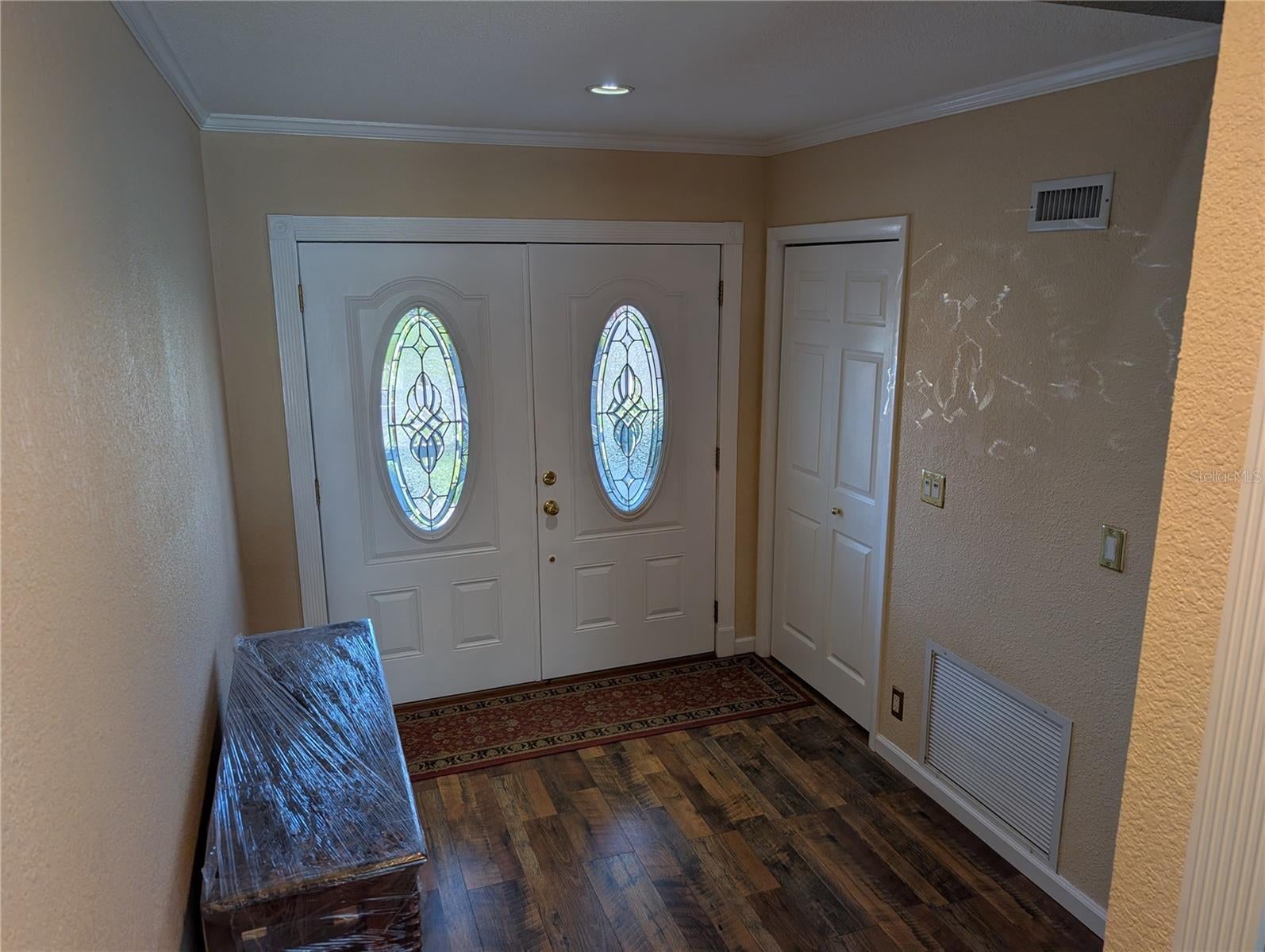 6817 Mitchell Cir, Tampa, FL 33634 photo