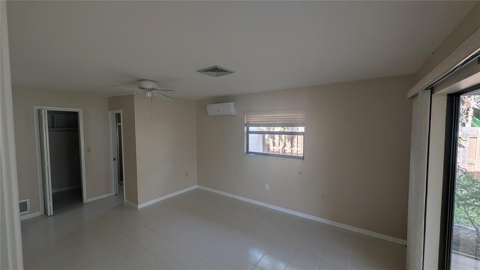 3720 Pin Oaks St, Sarasota, FL 34232 photo