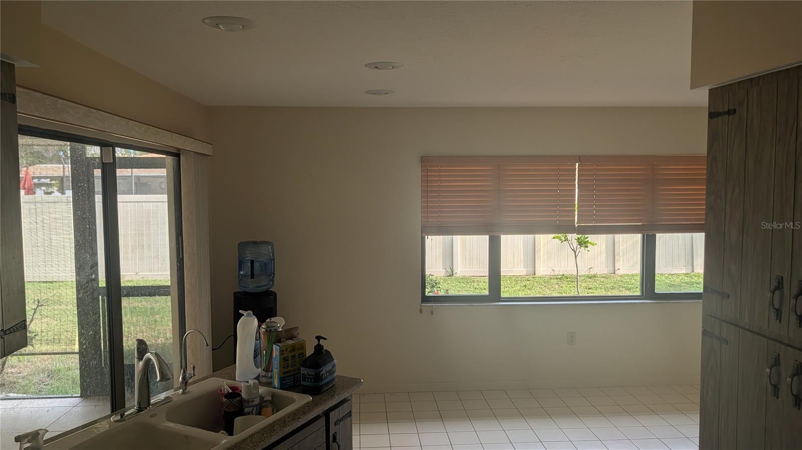 3720 Pin Oaks St, Sarasota, FL 34232 photo