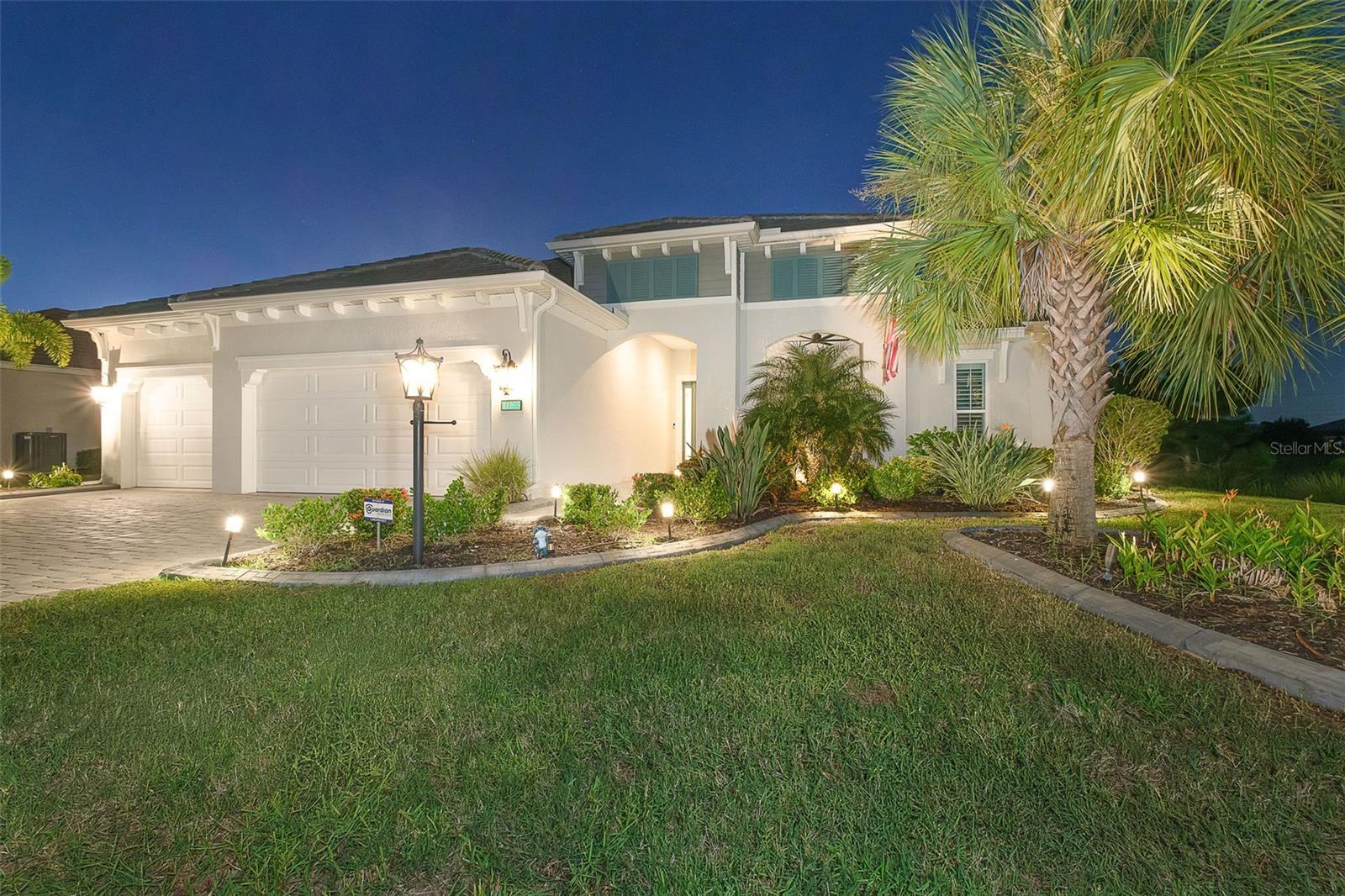 11165 Hogan Cir, Englewood, FL 34223