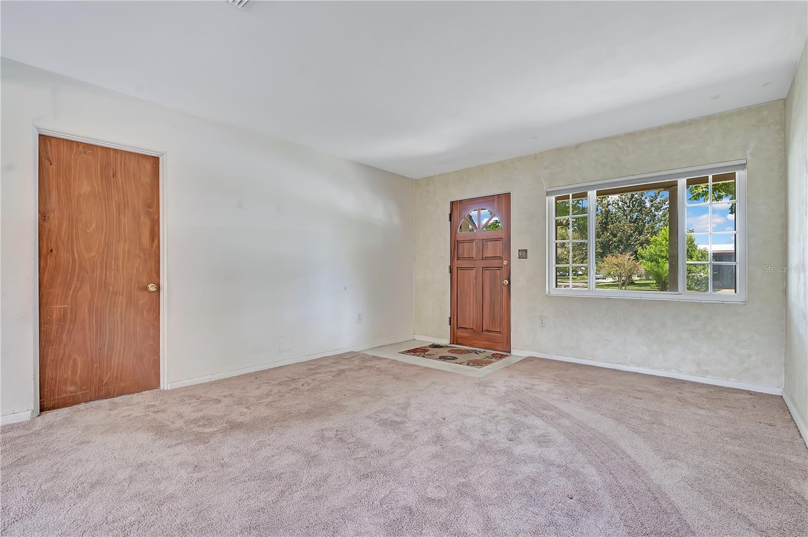 5321 Sumerset St, Orlando, FL 32810 photo