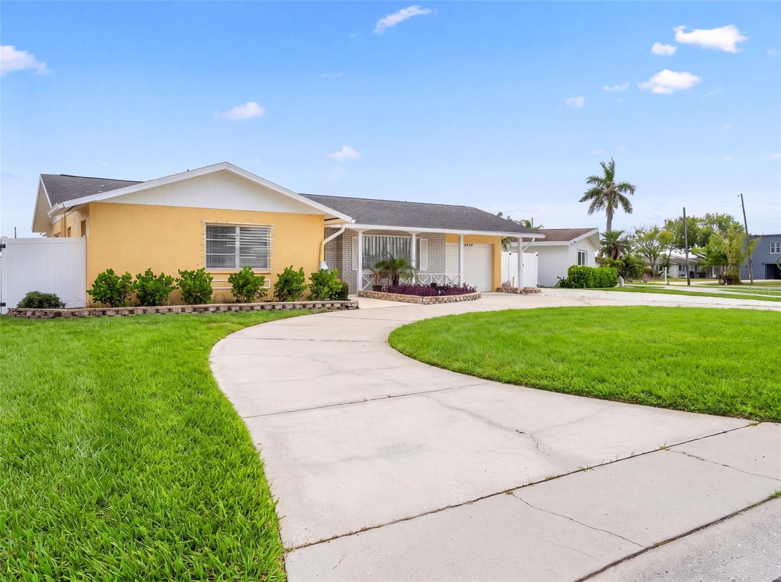 4608 Arlington Rd, Palmetto, FL 34221 photo